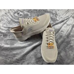 Skechers Women's Cream Sneakers